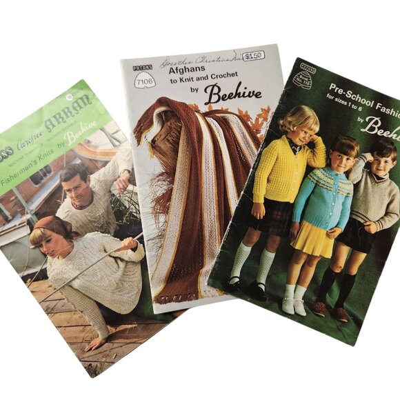 Vintage Lot of Crochet Knit Pattern Books Sweaters Baby Clothing Adult Clothing - Picture 4 of 11